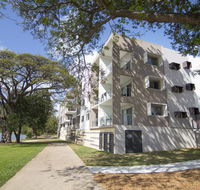 Jacana Apartments - Pubs and Clubs