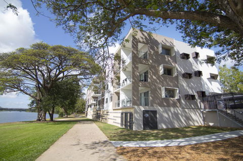 Jacana Apartments - Go Out 0