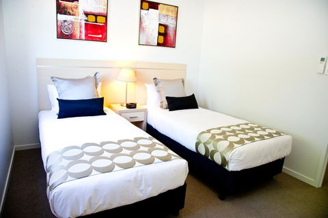 Jacana Apartments - Go Out 8