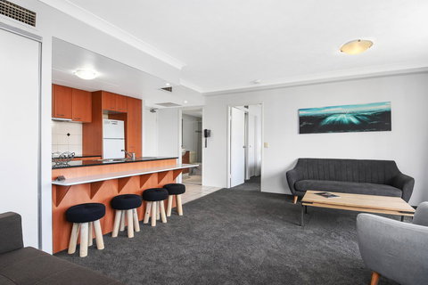 Palazzo Colonnades - Pubs and Clubs 33