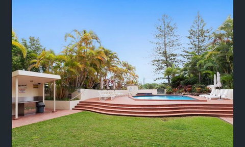 Palazzo Colonnades - Pubs and Clubs 10