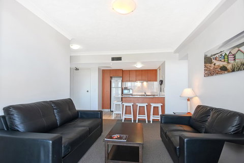 Palazzo Colonnades - Pubs and Clubs 1