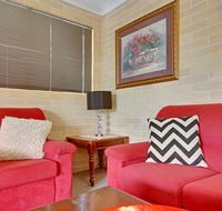Murray Street Apartments - Pubs and Clubs