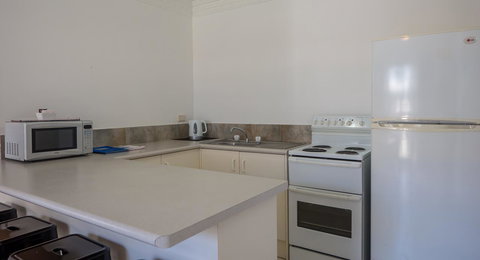 Bilinga Beach Motel - Go Out 44