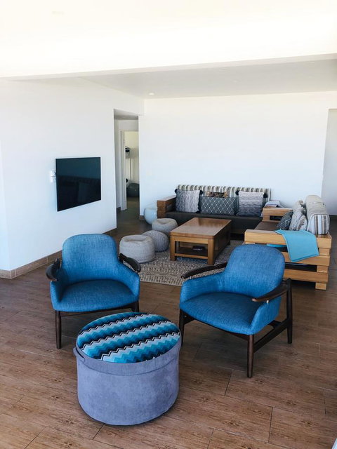 Bilinga Beach Motel - Go Out 9