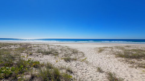 Bilinga Beach Motel - Go Out 28