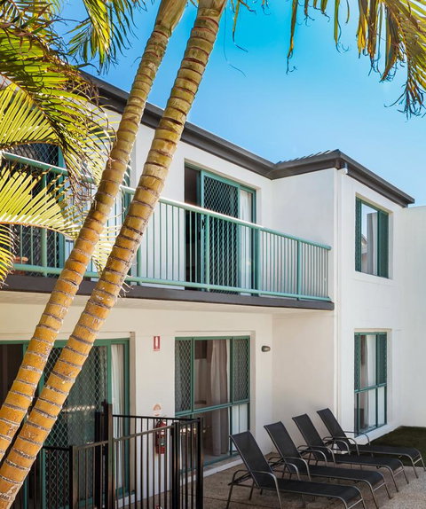 Bilinga Beach Motel - Go Out 43