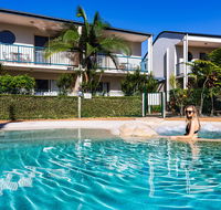 Anchor Motel Noosa - Pubs and Clubs