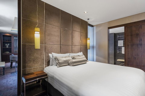 The Beetson Hotel -formerly Gambaro Hotel - Go Out 30