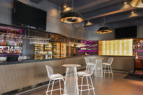 The Beetson Hotel -formerly Gambaro Hotel - Go Out 9