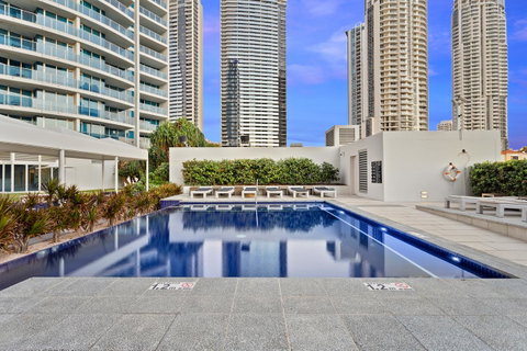 Holiday Holiday H-Residences Apartments - Pubs and Clubs 32