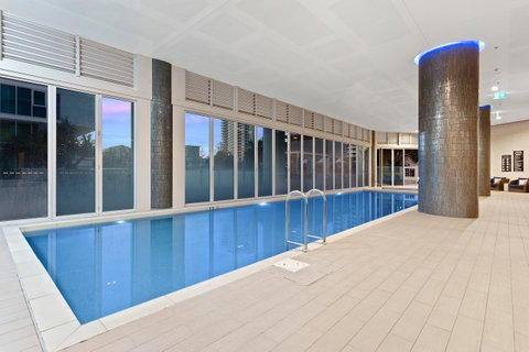 Holiday Holiday H-Residences Apartments - Pubs and Clubs 21