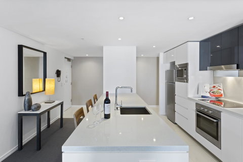Holiday Holiday H-Residences Apartments - Pubs and Clubs 17