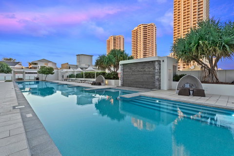 Holiday Holiday H-Residences Apartments - Pubs and Clubs 5