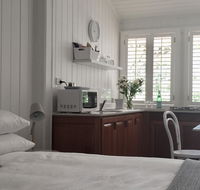 Halcyon on Bardon - Pubs and Clubs