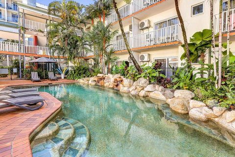 Coral Tree Inn - Pubs and Clubs 24