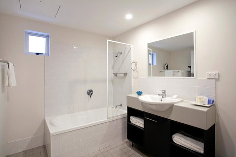 Verano Resort Noosa - Go Out 33