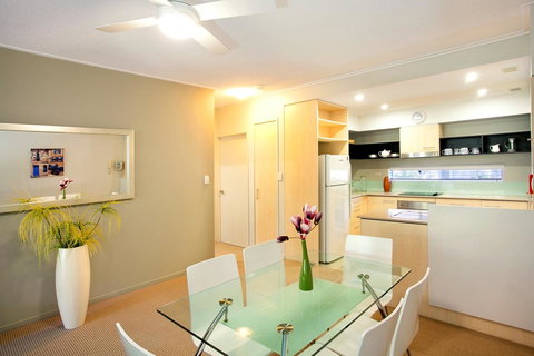 Verano Resort Noosa - Go Out 26