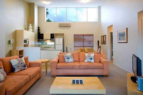 Verano Resort Noosa - Go Out 17