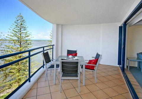 Just Perfect Apartment With Ocean Views - Go Out 1