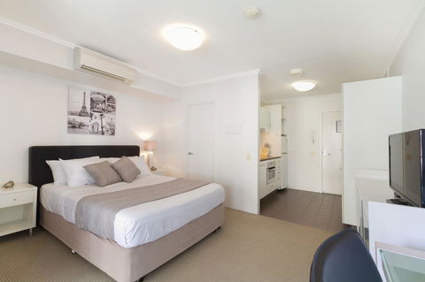 Allegro Apartments - Go Out 6