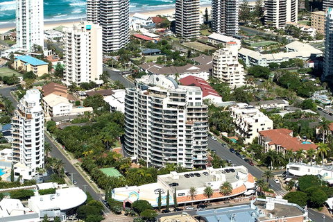 The Meriton Apartments On Main Beach - Pubs and Clubs 26