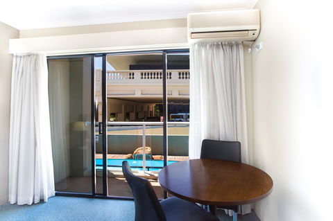 Riverside Hotel Southbank - Go Out 22
