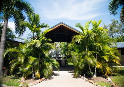 NRMA Airlie Beach Holiday Park - Go Out 20