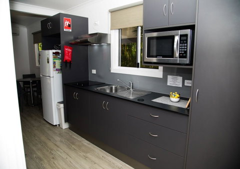 NRMA Airlie Beach Holiday Park - Go Out 10