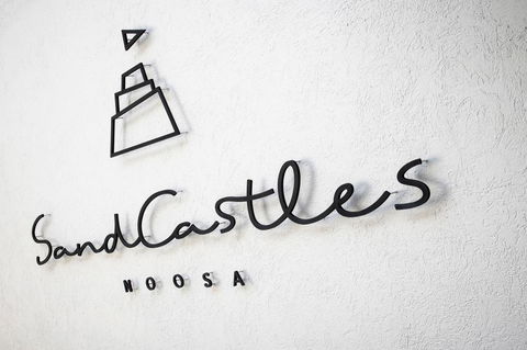 SandCastles Noosa - Pubs and Clubs 23
