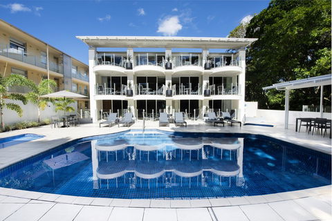 SandCastles Noosa - Pubs and Clubs 0