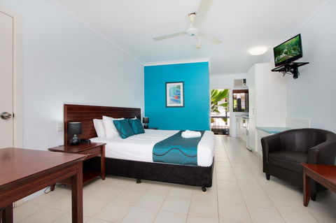 Cairns City Palms - Go Out 16