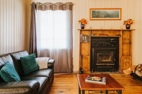 Apple Blossom Cottages - Go Out 4