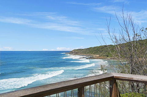 Pandanus Coolum Beach - Pubs and Clubs 16