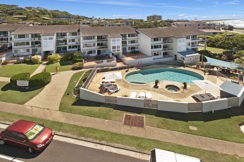 Pandanus Coolum Beach - Pubs and Clubs 19