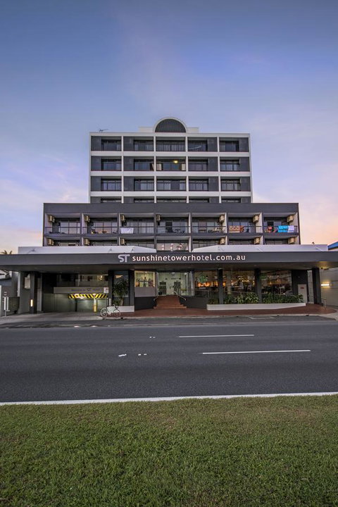 Sunshine Tower Hotel - Pubs and Clubs 11