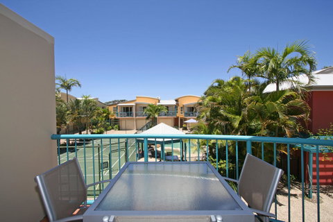 Coolum Beach Getaway Resort - Pubs and Clubs 30