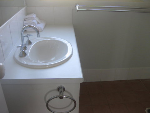 Coolum Beach Getaway Resort - Pubs and Clubs 17