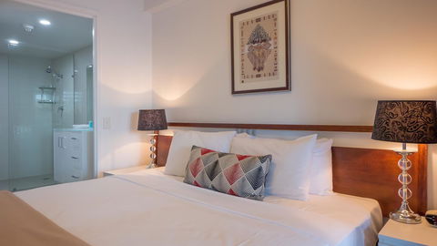Broadbeach Savannah Resort - Pubs and Clubs 28