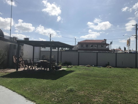 Nanango Star Motel - Go Out 37