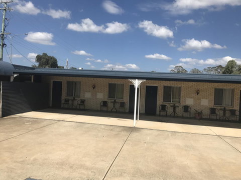 Nanango Star Motel - Go Out 38
