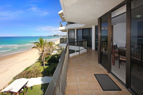 Spindrift On The Beach - Absolute Beachfront - Pubs and Clubs 17
