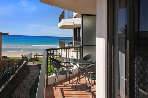 Spindrift On The Beach - Absolute Beachfront - Pubs and Clubs 37
