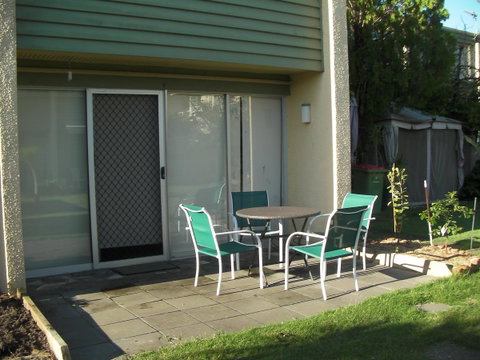 Chevron Island Jewel 1 - Pubs and Clubs 9