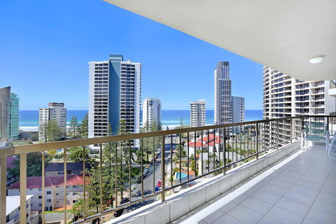Genesis Apartments By Gold Coast Premium - Pubs and Clubs 15