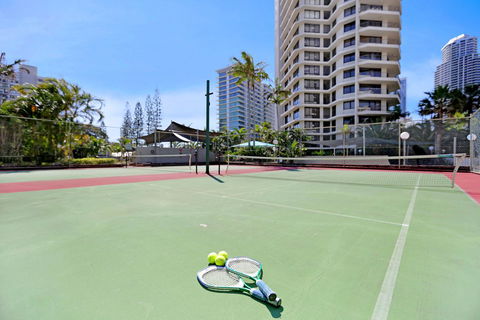 Genesis Apartments By Gold Coast Premium - Pubs and Clubs 24