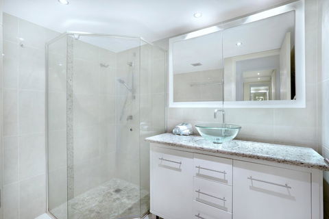 Genesis Apartments By Gold Coast Premium - Pubs and Clubs 33