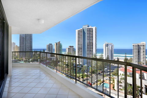Genesis Apartments By Gold Coast Premium - Pubs and Clubs 2