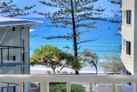 Surf Dance Apartments - Pubs and Clubs 36