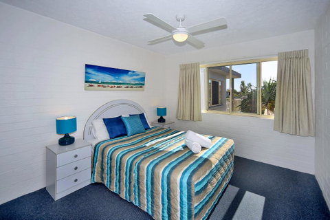 Surf Dance Apartments - Pubs and Clubs 38